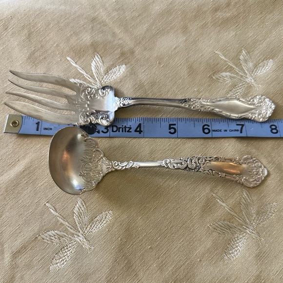 Set of 2 Vintage WM Rogers ⭐️ Large Meat Serving Fork & Gravy Ladle. - Picture 9 of 9